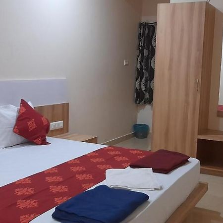 Sai Velan Residency Hotel Dindigul Exterior photo